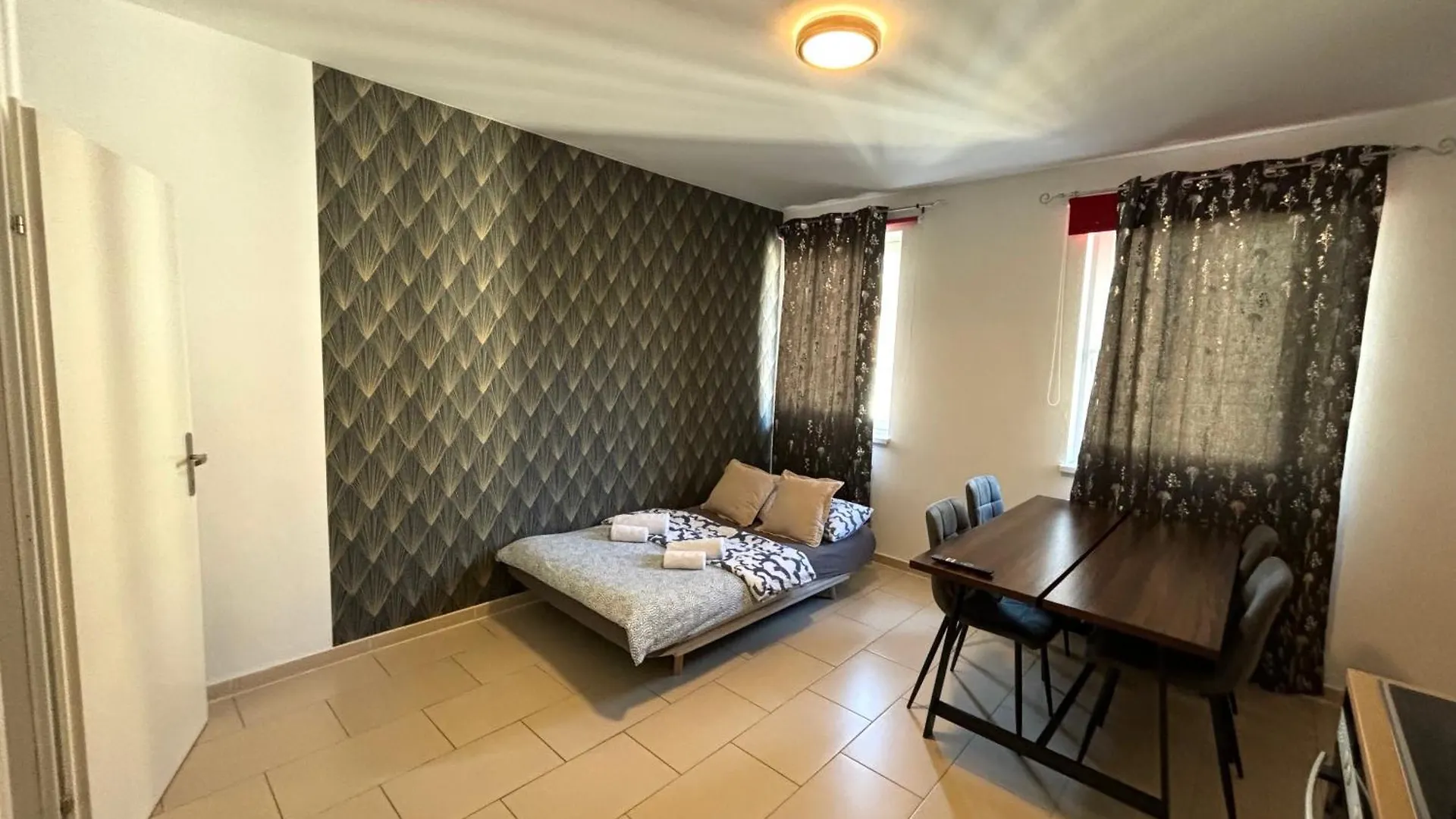 Aparthotel Grey Palazzo 1050 Wiedeń
