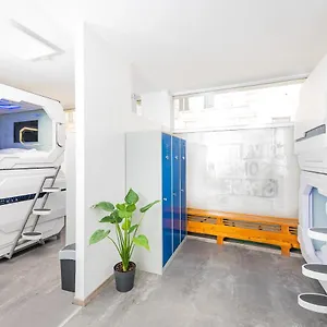  Hostal Space - Center