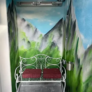 Aussergewoehnliche Kellerloft Apartment Innsbruck