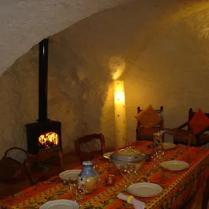 La Maison De Josephine Bed & Breakfast Risoul