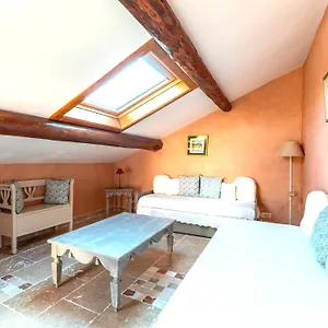 Des Gres & Restaurant Sous Les Platanes Hotel Lagnes