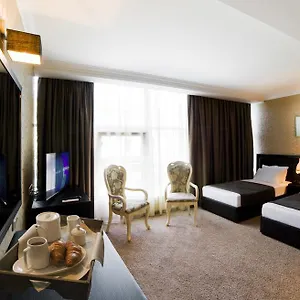 Kalasi Τυφλίδα